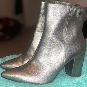 Vera wang 10th year anniversary boots